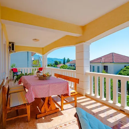 Mladenka Apartamento