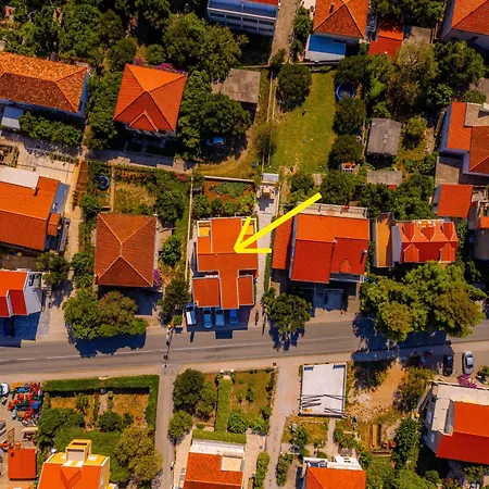 Mladenka Apartamento