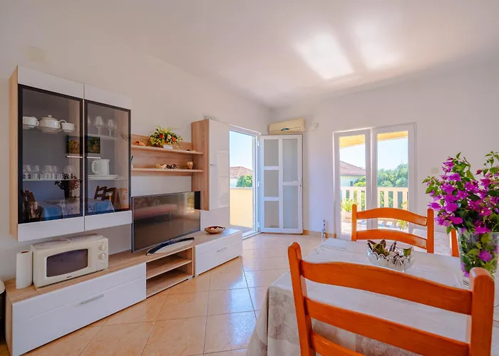 Mladenka * オレビック